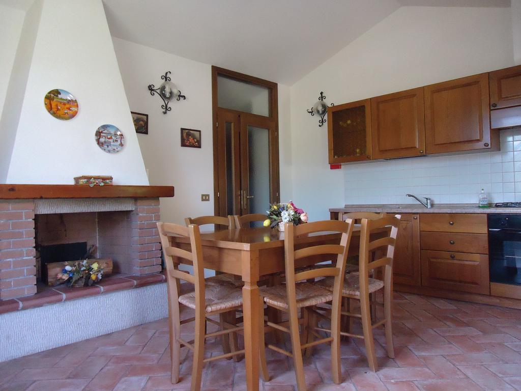 Villa Il Borgo Di Montereggi Limite Exterior foto